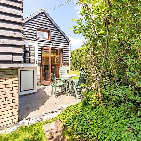 Snug Holiday Home In Nieuwvliet Exterior foto